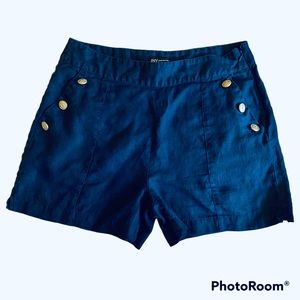 LINEN JONES NEW YORK Women’s navy blue shorts with pockets size 8